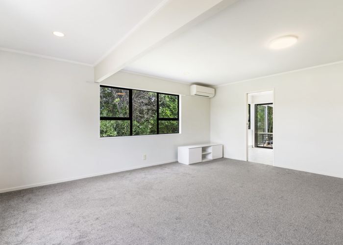  at 1/6 Ceramco Place, Torbay, Auckland