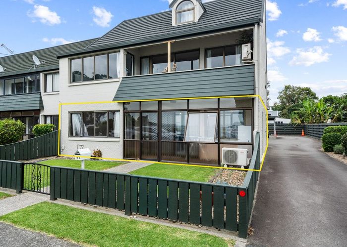  at 1/18 Cliff Road, City Centre, Tauranga, Bay Of Plenty