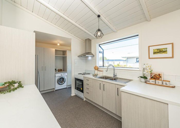  at 4 Kupe Place, Castlecliff, Whanganui