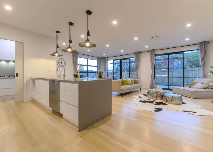  at 42C Letterkenny Place, Blockhouse Bay, Auckland