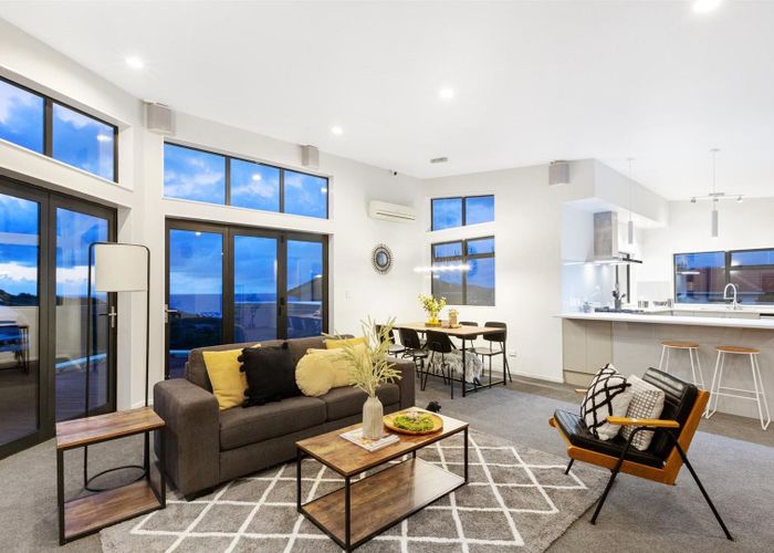  at 15 Patiki Place, Titahi Bay, Porirua