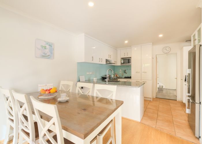  at 7 Ochre Place, Blockhouse Bay, Auckland