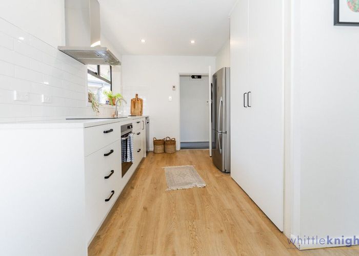  at 6 Gladson Avenue, Sockburn, Christchurch