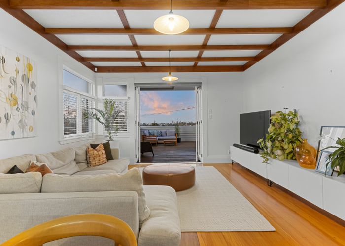  at 7 Lloyd Avenue, Mount Albert, Auckland