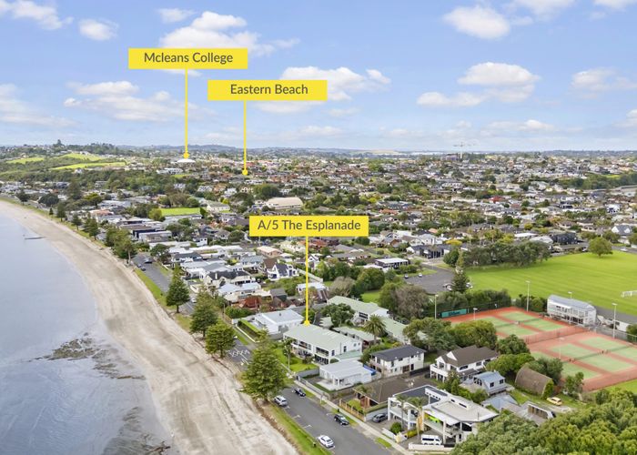  at 5A The Esplanade, Eastern Beach, Manukau City, Auckland