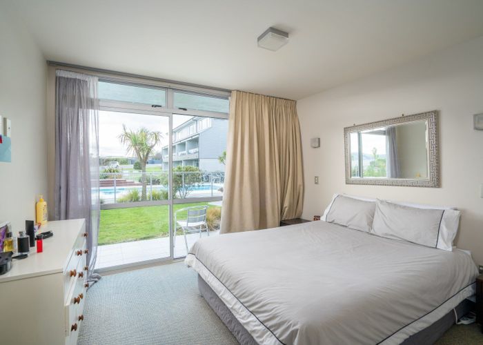  at 9/300 Lake Terrace, Two Mile Bay, Taupo