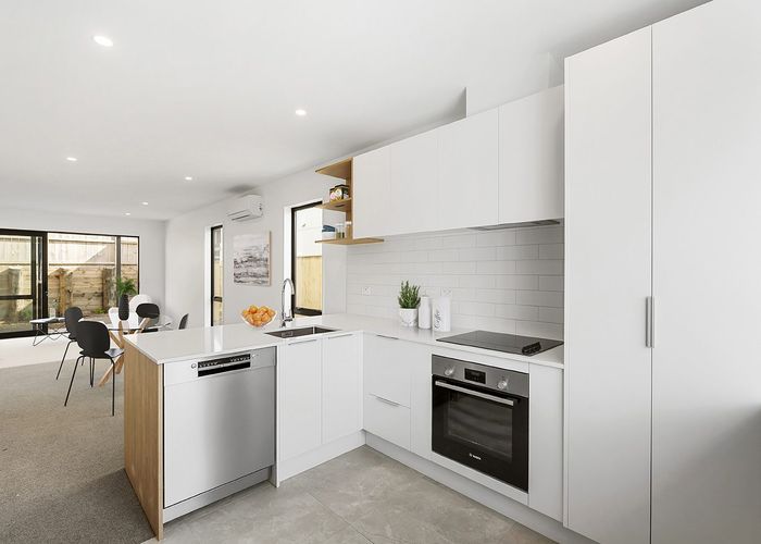  at 40 Koura Road, Flat Bush, Manukau City, Auckland