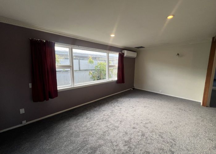  at 15 Domain Terrace, Spreydon, Christchurch City, Canterbury