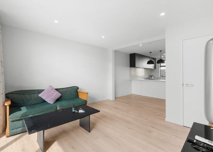  at 3/8 New Brighton Road, Shirley, Christchurch