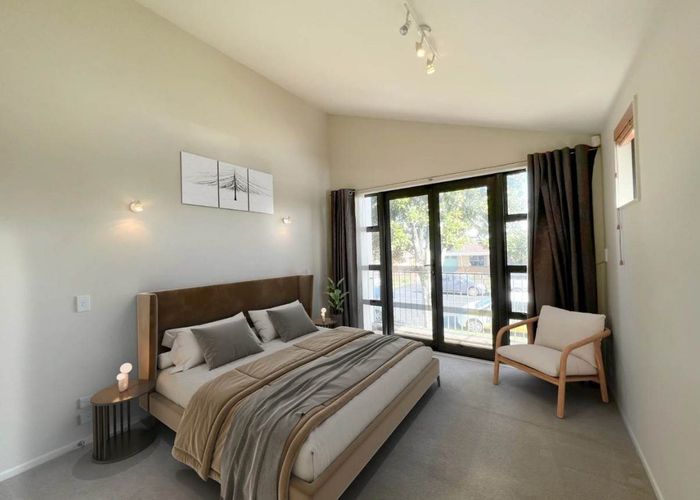  at 42/8 Landscape Road, Papatoetoe, Manukau City, Auckland