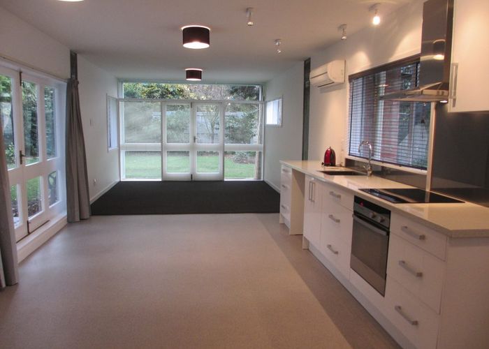  at 2/28 Glandovey Road, Fendalton, Christchurch