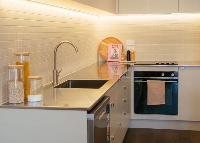  at 102/14 Hargest Terrace, Mount Albert, Auckland City, Auckland