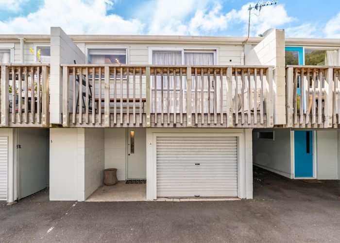  at 4/23 Collins Avenue, Tawa, Wellington, Wellington