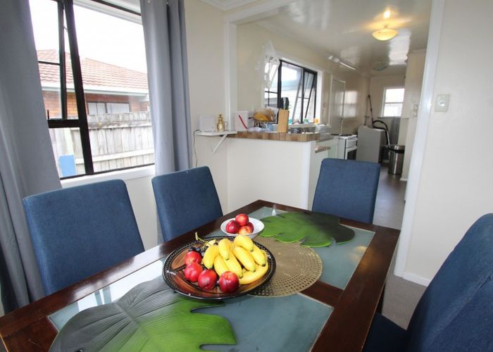  at 8A Rawson Street, Tawa, Wellington