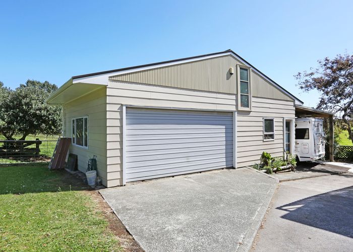  at 2570 River Road, Tuakau, Tuakau