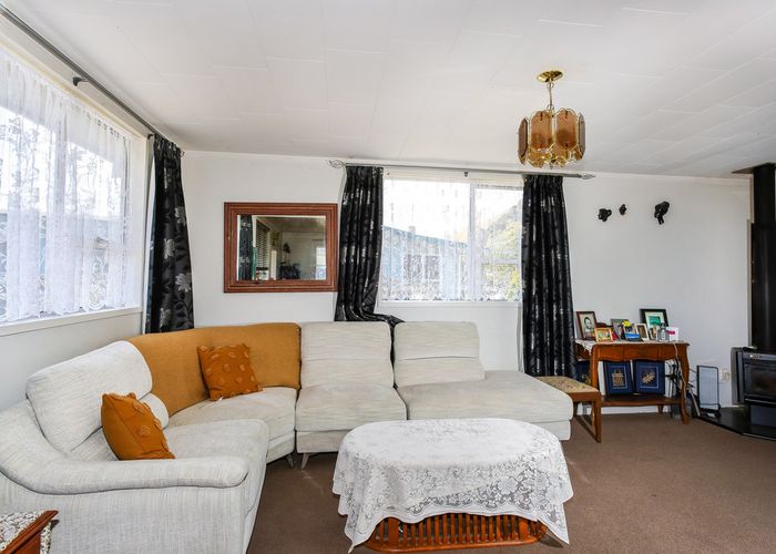 at 12 Maraetai Place, Tuakau