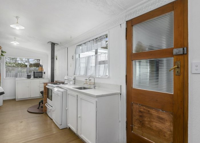  at 11 Palmer Street, Seacliff