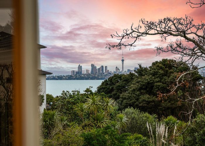  at 18 Tollana Road, Te Atatu Peninsula, Waitakere City, Auckland