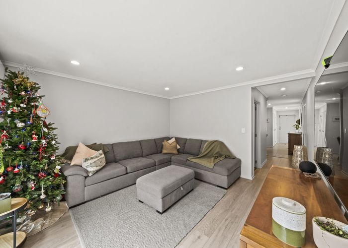  at 9 Akeake Lane, Manurewa, Manukau City, Auckland