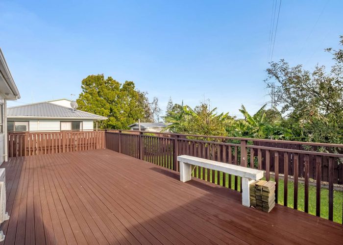  at 2/50 Panorama Road, Mount Wellington, Auckland City, Auckland