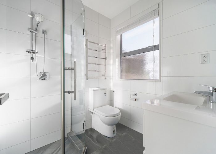  at 17 San Prospero Crescent, Henderson, Waitakere City, Auckland