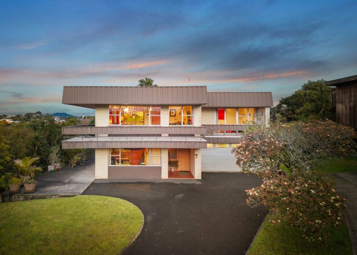 at 22 Park Rise, Campbells Bay, North Shore City, Auckland