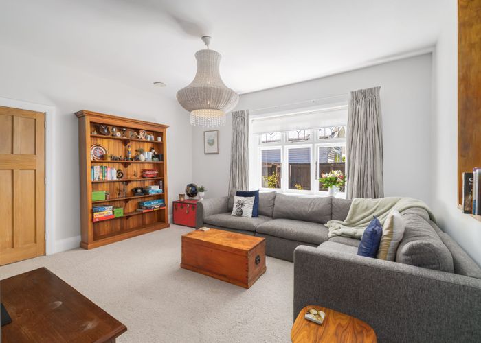  at 74 Selwyn Street, Somerfield, Christchurch City, Canterbury