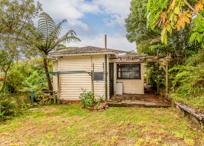  at 24 Miromiro Road, Normandale, Lower Hutt