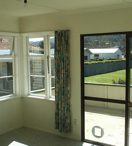  at 33 Main Road, Wainuiomata, Lower Hutt, Wellington