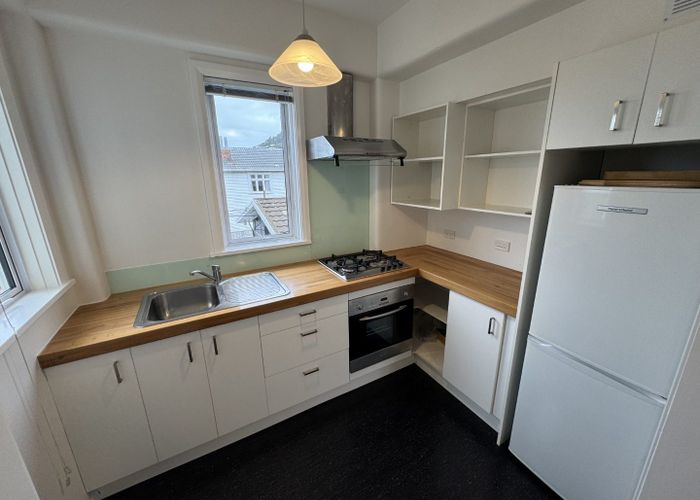  at 4/12 Kilbirnie Crescent, Kilbirnie, Wellington, Wellington