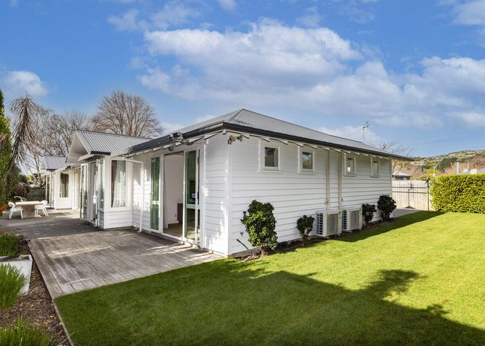  at 3 Wherstead Road, Cashmere, Christchurch City, Canterbury