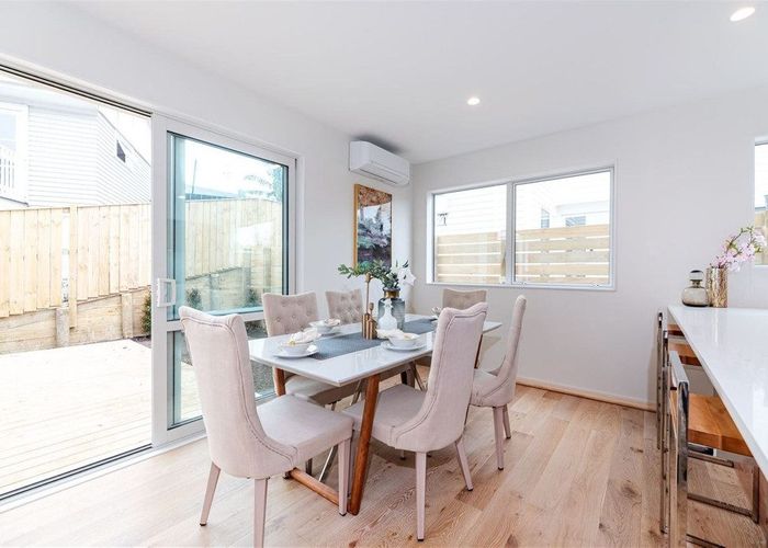 at 14A Coniston Avenue, Te Atatu South, Waitakere City, Auckland