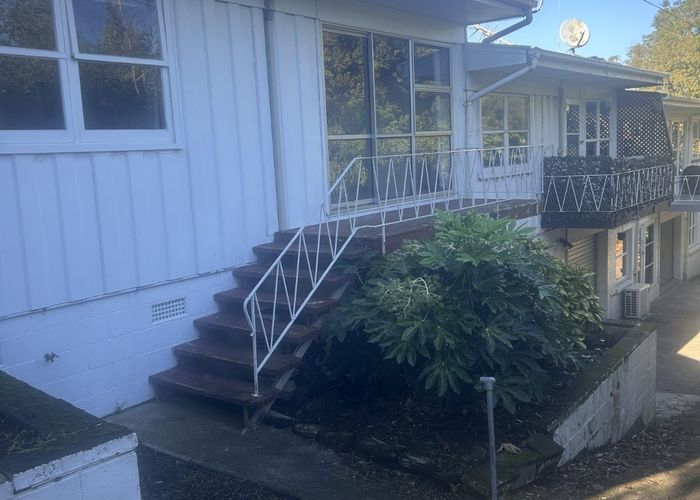  at 4/189 Landscape Road, Mount Eden, Auckland City, Auckland