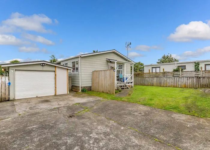  at 9b Gloucester Road, Manurewa, Manukau City, Auckland