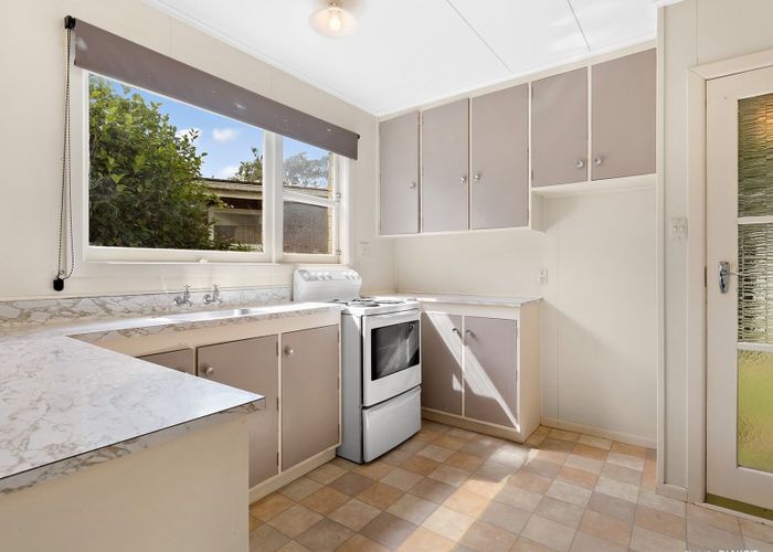  at 2/25 Deller Grove, Silverstream, Upper Hutt