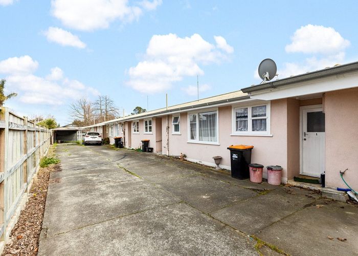  at 2/122 Victoria Avenue, Hokowhitu, Palmerston North, Manawatu / Whanganui
