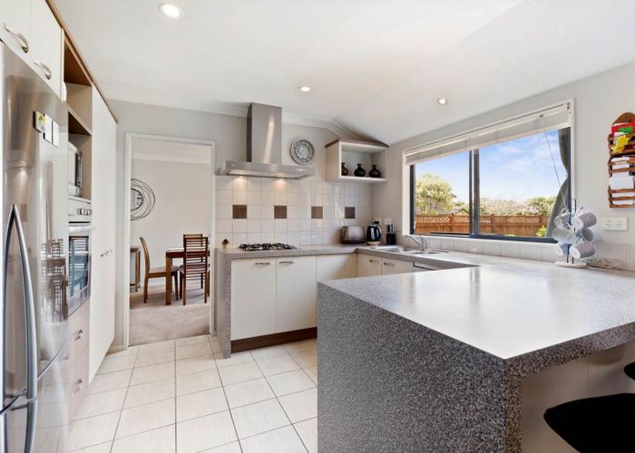  at 2 Bellshill Close, Wattle Downs, Auckland