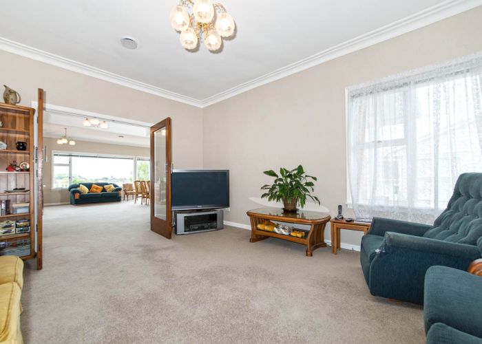  at 19 Williamson Avenue, Belmont, Auckland