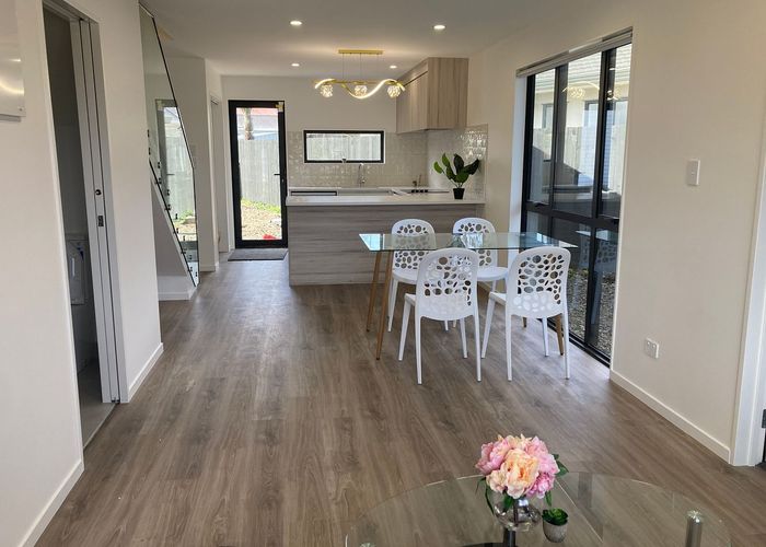  at Otara, Manukau City, Auckland