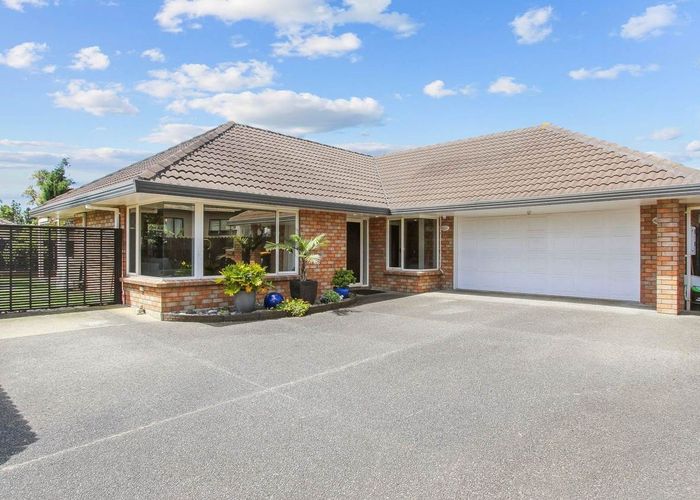  at 194 Kilkenny Drive, East Tamaki Heights, Auckland