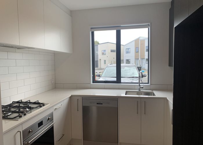  at 20 POHORAMA LANE "WAIATA SHORES", Takanini, Papakura, Auckland