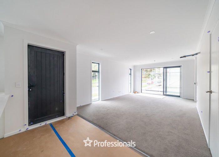  at 994-996 Taita Drive, Taita, Lower Hutt, Wellington