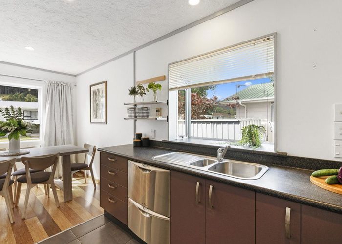  at 4 Concord Street, Wainuiomata, Lower Hutt