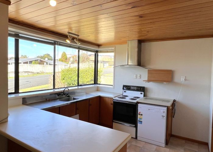  at 136 Delamare Road, Pukete, Hamilton, Waikato