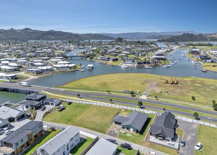  at 8 Norma Way, Whitianga, Thames-Coromandel, Waikato