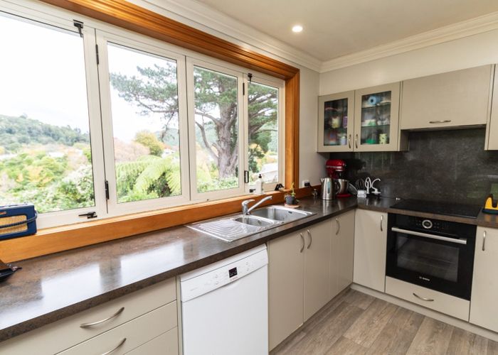 at 18 Whangakoko Grove, Birchville, Upper Hutt, Wellington