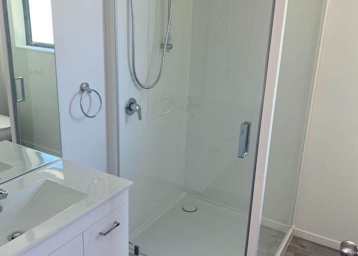 at 32a Gainsborough Street, Manurewa, Manukau City, Auckland