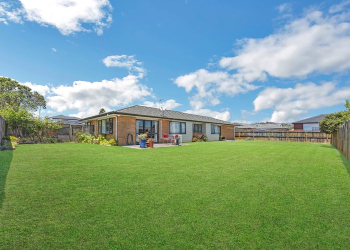  at 4 Hawkley Close, Flat Bush, Auckland