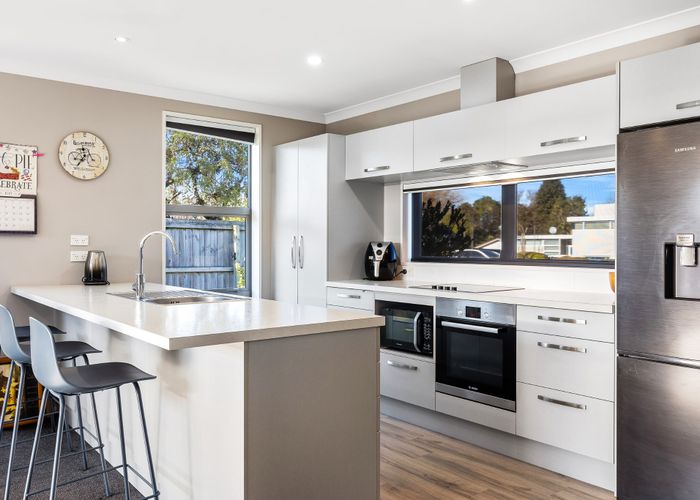  at 1/24 Wairakei Road, Strowan, Christchurch City, Canterbury