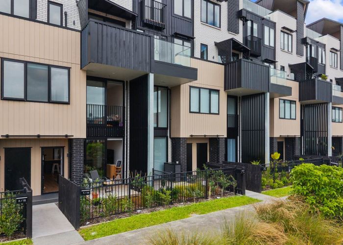  at 7/18 Karengo Street, Long Bay, North Shore City, Auckland